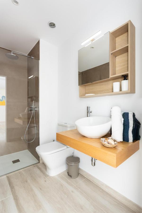New 140M2 Loft-Style Flat At Town Heart, 3 Beaches Close Casa Leon El Médano المظهر الخارجي الصورة
