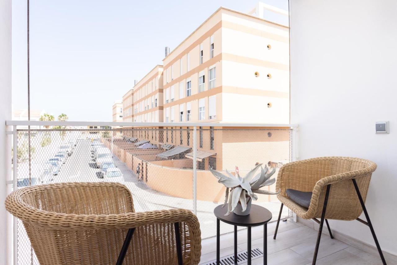 New 140M2 Loft-Style Flat At Town Heart, 3 Beaches Close Casa Leon El Médano المظهر الخارجي الصورة